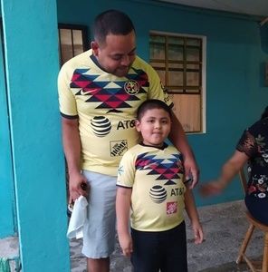 Meet your Posher, Victor alfonso